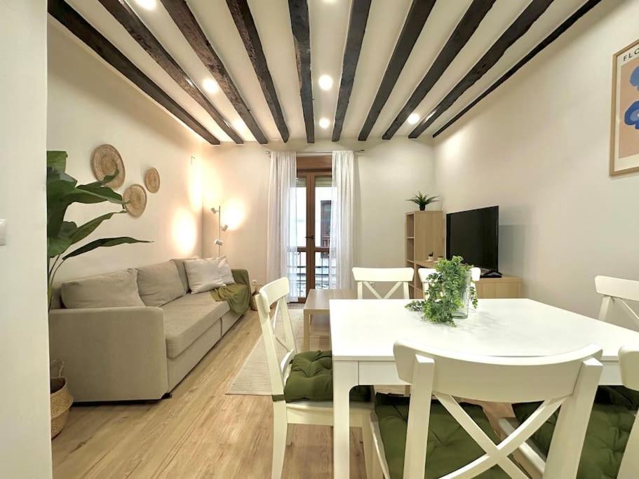Apartamento De Diseno En Laredo Centro Esterno foto